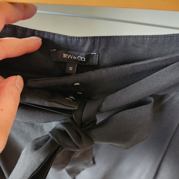 RW&CO High Waisted Dress Pants - Picture 4 of 4